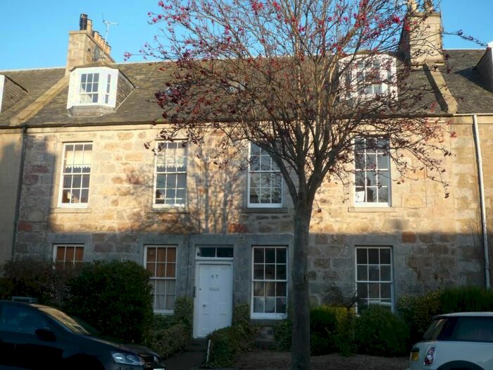 1 Bedroom Flat To Rent In Victoria Street, Top Floor, Aberdeen, AB10