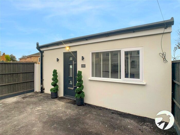 1 Bedroom Studio To Rent In High Street, Rainham, Gillingham, Kent ME8