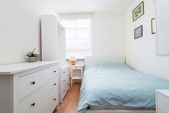 1 Bedroom Flat For Sale In Chetwynd Road, London, NW5