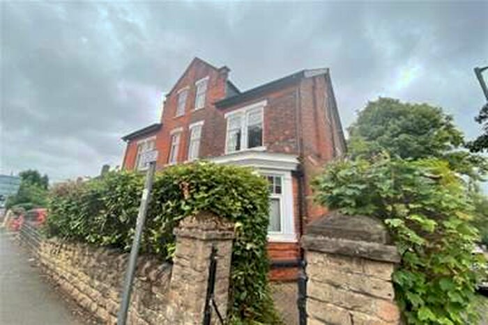 1 Bedroom Flat To Rent In Woodborough Road, Nottingham, NG3