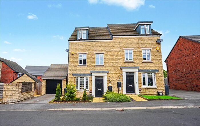 4 Bedroom Semi-Detached House For Sale In Heathfield Lane, Birkenshaw, Bradford, West Yorkshire, BD11