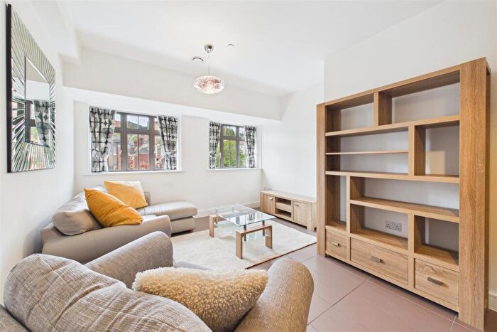 2 Bedroom Flat For Sale In Colston Avenue, Bristol, BS1