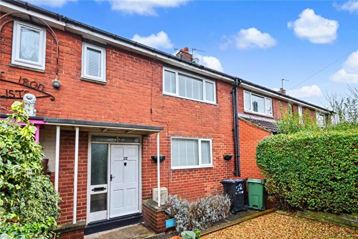 2 Bedroom Terraced House To Rent In Moorland Close, Gildersome, Morley, Leeds, LS27