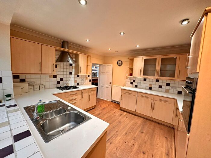 3 Bedroom Semi-detached House To Rent In Main Road, Biggin Hill, TN16