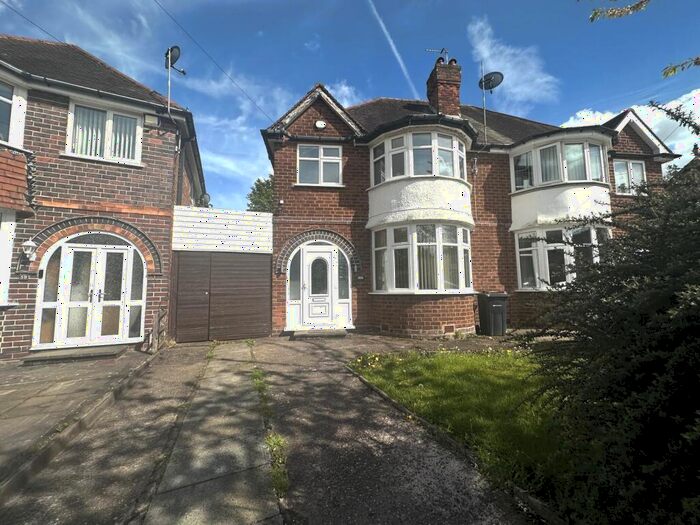 3 Bedroom Semi-Detached House To Rent In Heathmere Avenue, Yardley, B25