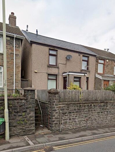 3 Bedroom Semi Detached House For Sale In High Street, Porth, Rhondda Cynon Taf, CF39