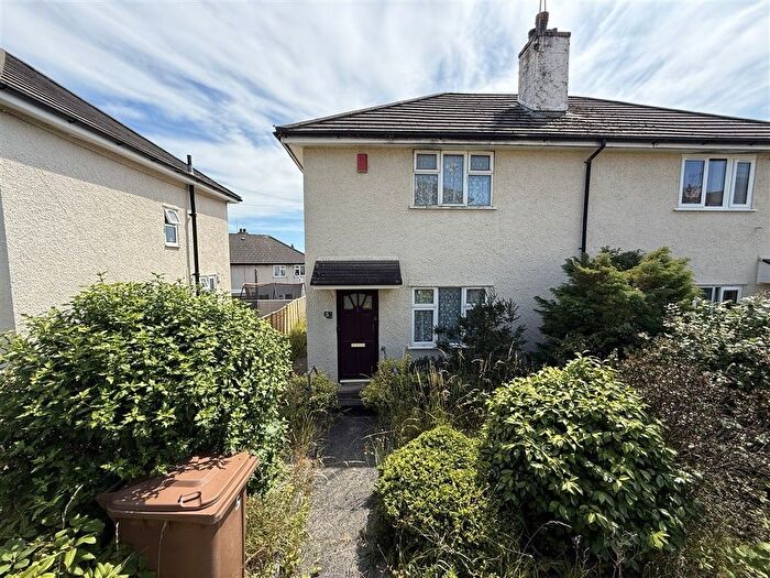 3 Bedroom Semi-Detached House For Sale In Collin Close, Plymouth, PL5