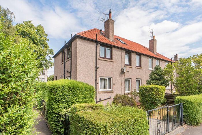 2 Bedroom Flat For Sale In Sighthill Park, Sighthill, Edinburgh, EH11