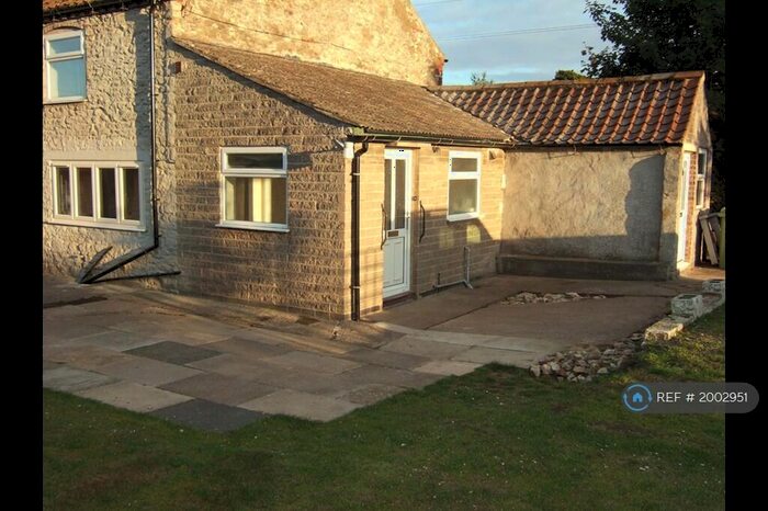 2 Bedroom Semi-Detached House To Rent In Rosemount Lane, Waddingham, DN21