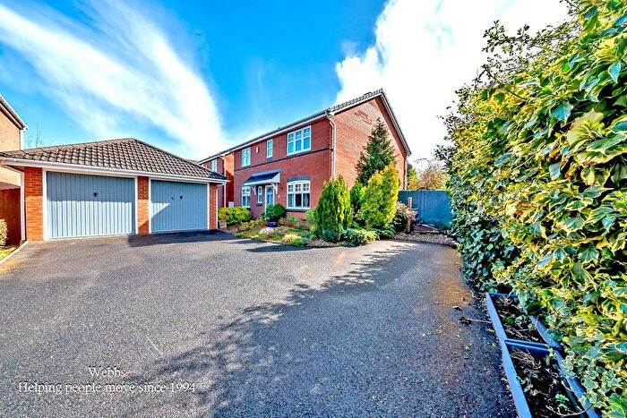 4 Bedroom Detached House For Sale In Marlpool Drive, Pelsall, Walsall, WS3
