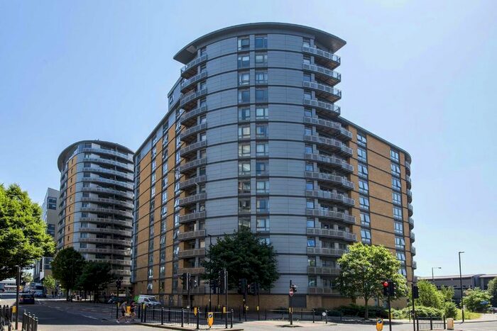 2 Bedroom Flat To Rent In Victoria Road, London, W3