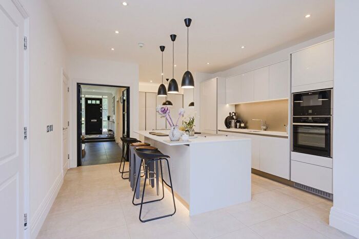 5 Bedroom Semi Detached House For Sale In Kelsall Mews, Richmond, TW9
