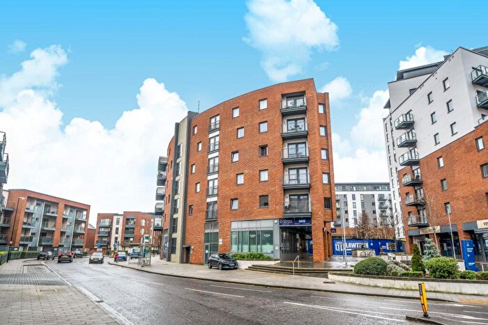 2 Bedroom Flat For Sale In John Thornycroft Road, Woolston, Southampton, Hampshire, SO19