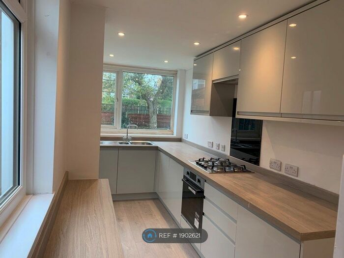 3 Bedroom Semi-Detached House To Rent In Cottonfield Road, Manchester, M20