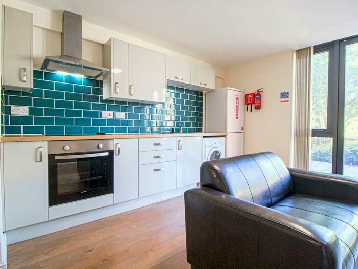 1 Bedroom Apartment To Rent In Clarendon Road, Leeds, #, LS2