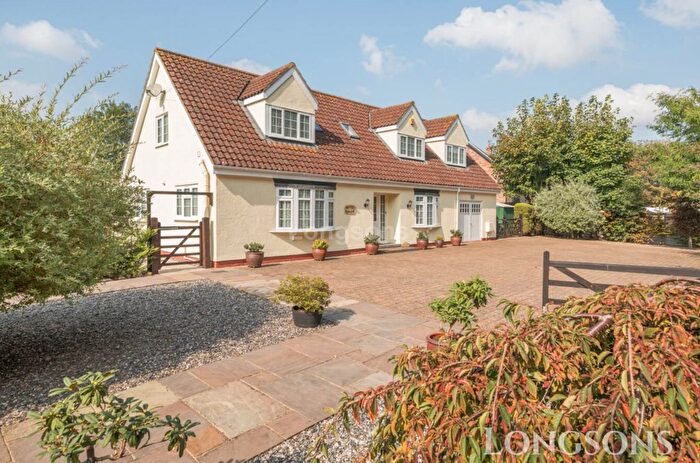 4 Bedroom Detached House For Sale In Chequers Lane, Saham Toney, IP25