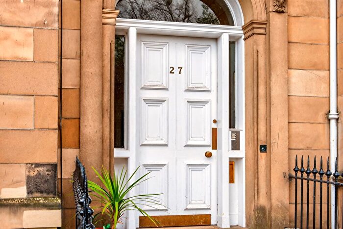 3 Bedroom Flat For Sale In (F) Douglas Crescent, Edinburgh, West End, EH12