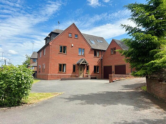 5 Bedroom Detached House For Sale In Balance Hill, Uttoxeter, ST14