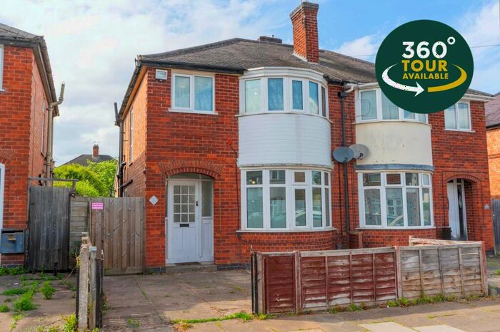 3 Bedroom Semi-Detached House To Rent In Bretby Road, Aylestone, Leicester, LE2