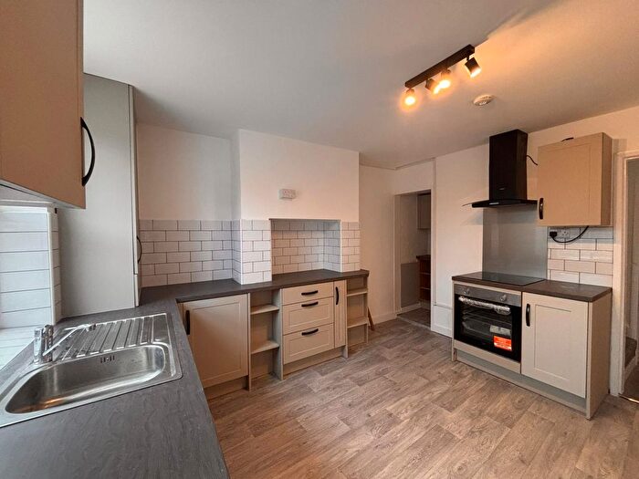 2 Bedroom Terraced House To Rent In Victoria Crescent, Burton-On-Trent, DE14