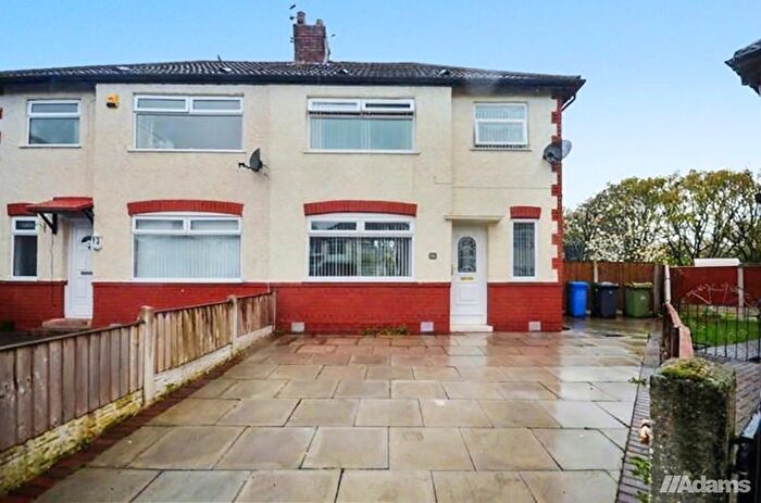 3 Bedroom Semi Detached House To Rent In Dykin Close, Widnes, WA8