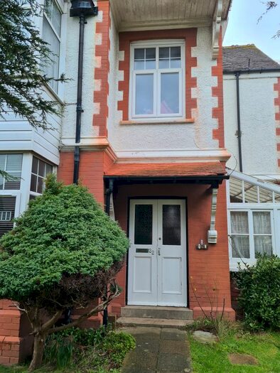 1 Bedroom Flat To Rent In Collington Avenue, Bexhill On Sea TN39