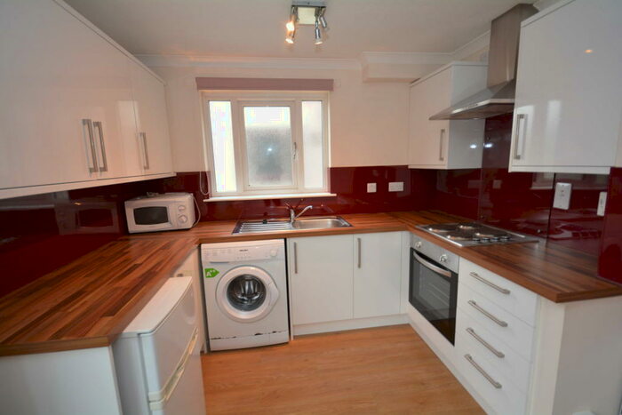 1 Bedroom Flat To Rent In Hilton Court, Inverness, IV2