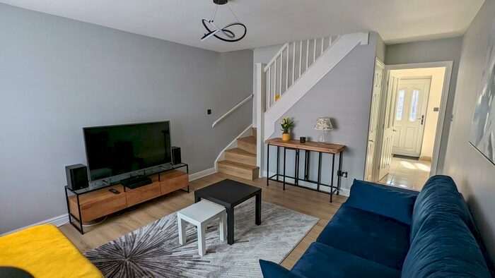 2 Bedroom Terraced House To Rent In The Spinney, Leeds, LS9