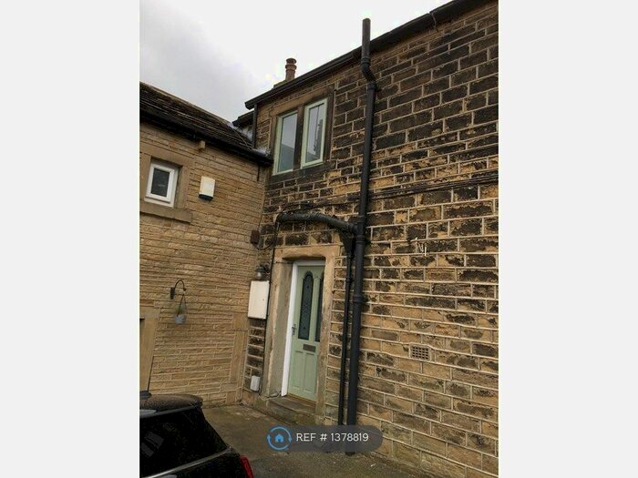 2 Bedroom Terraced House To Rent In Huddersfield, Huddersfield, HD9