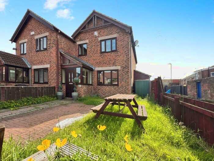 3 Bedroom Semi-Detached House To Rent In Oswin Court, Newcastle Upon Tyne, NE12