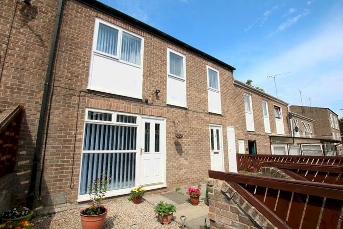 3 Bedroom Terraced House To Rent In Lumley Close, Washington NE38