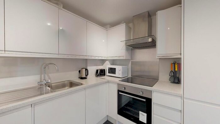2 Bedroom Flat To Rent In Hadyn Park Road, London, W12