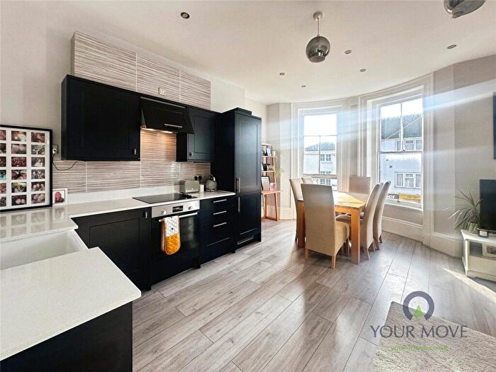 1 Bedroom Flat For Sale In Clarendon Place, King Street, Maidstone, Kent, ME14