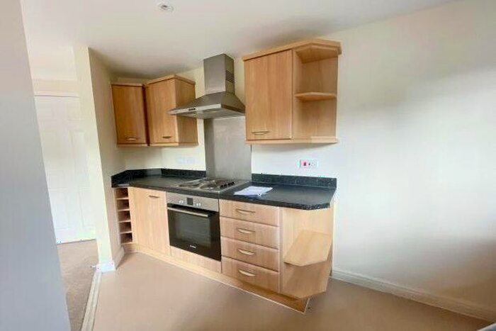 2 Bedroom Flat To Rent In Saturn Road, Ipswich, IP1