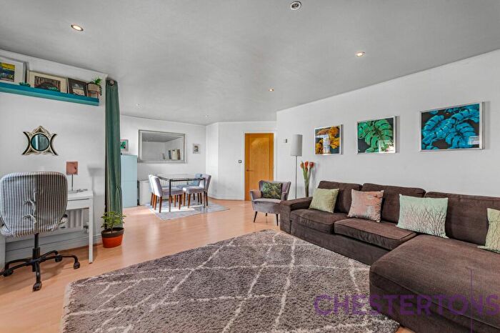 2 Bedroom Flat To Rent In Wards Wharf Approach, Silvertown, E16