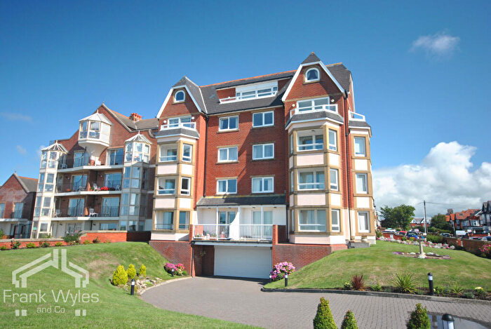 2 Bedroom Flat For Sale In Flat Vernon Lodge, South Promenade, Lytham St Annes, Lancashire, FY8