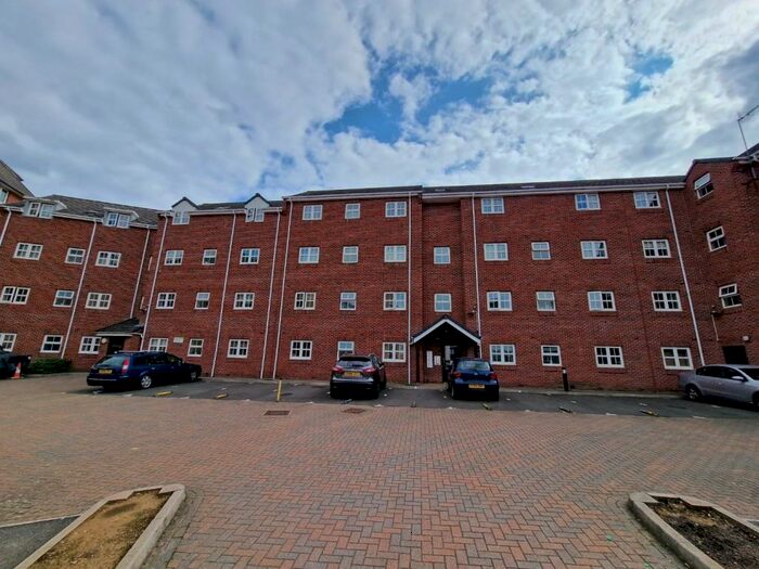 2 Bedroom Flat To Rent In St. Andrews Street, Northampton, NN1