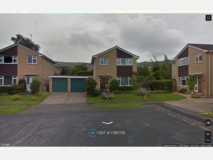 3 Bedroom Detached House To Rent In Gallops Lane, Cheltenham, GL52