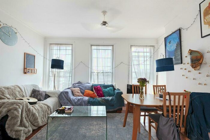 2 Bedroom Apartment To Rent In Kentish Town Road, Kentish Town, London, NW5