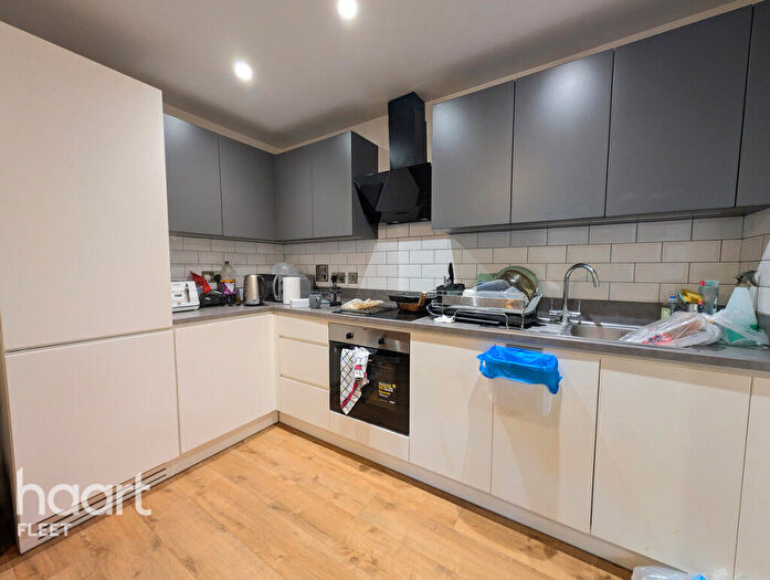 2 Bedroom Apartment To Rent In Farnborough Road, Farnborough, GU14