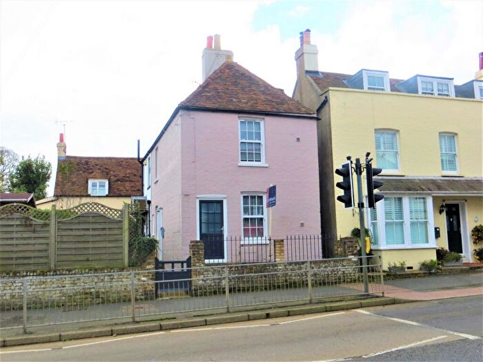 2 Bedroom House To Rent In Dover Road, Walmer, CT14