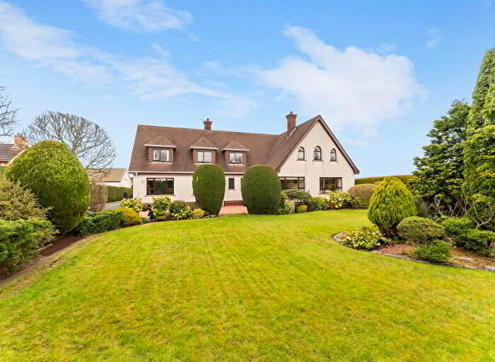 5 Bedroom Detached House For Sale In Comber Road, Lisburn, BT27