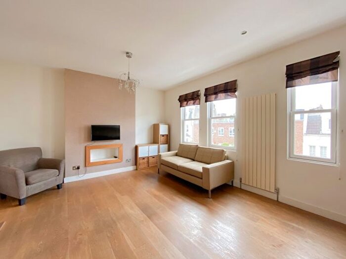 1 Bedroom Flat To Rent In Dancer Road, Fulham, London, SW6