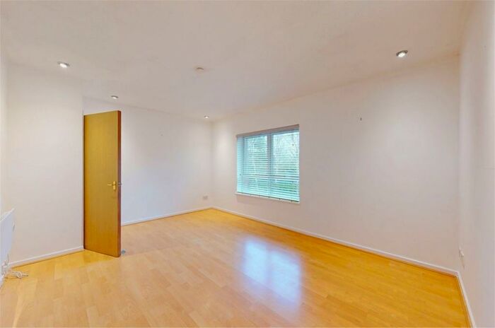 1 Bedroom Apartment To Rent In Old Station Drive, Leckhampton, Cheltenham, GL53