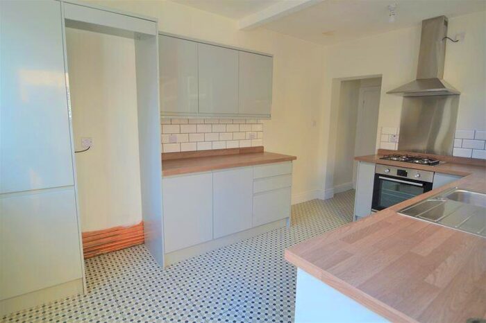 3 Bedroom Terraced House To Rent In Graham Road, Salford, M6