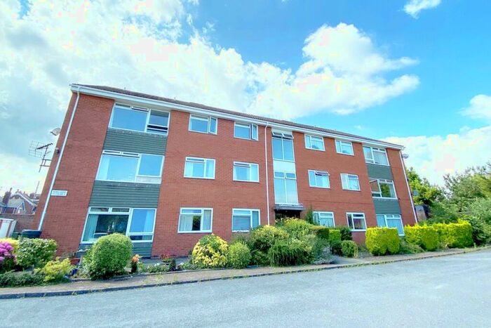 2 Bedroom Apartment To Rent In St Thomas, Exeter, EX2