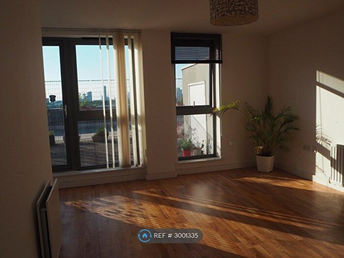 2 Bedroom Maisonette To Rent In Edgar Myles House, London, E16
