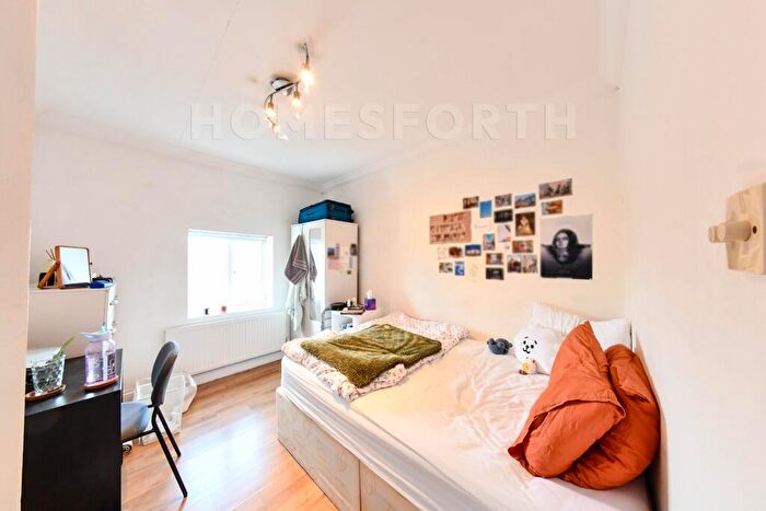 3 Bedroom Flat To Rent In Haverstock Hill, Chalk Farm, NW3