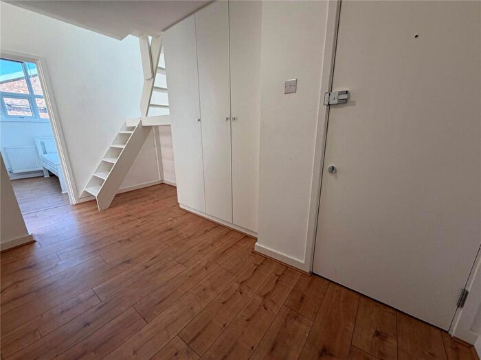 2 Bedroom Apartment To Rent In Zephyr House, Waring Street, London, SE27