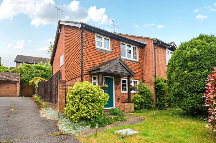 3 Bedroom End Of Terrace House For Sale In Foxglove Gardens, Merrow, Guildford, Surrey, GU4
